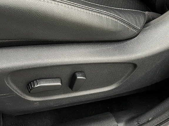 Vehicle Image 27