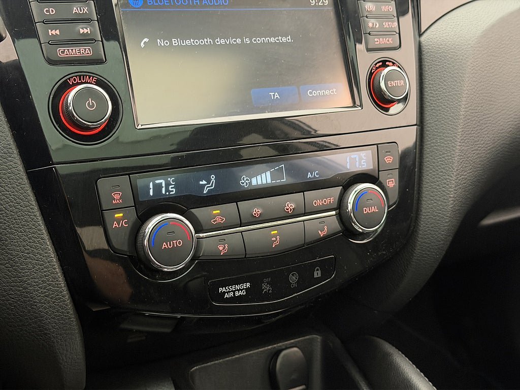 Vehicle Image 27