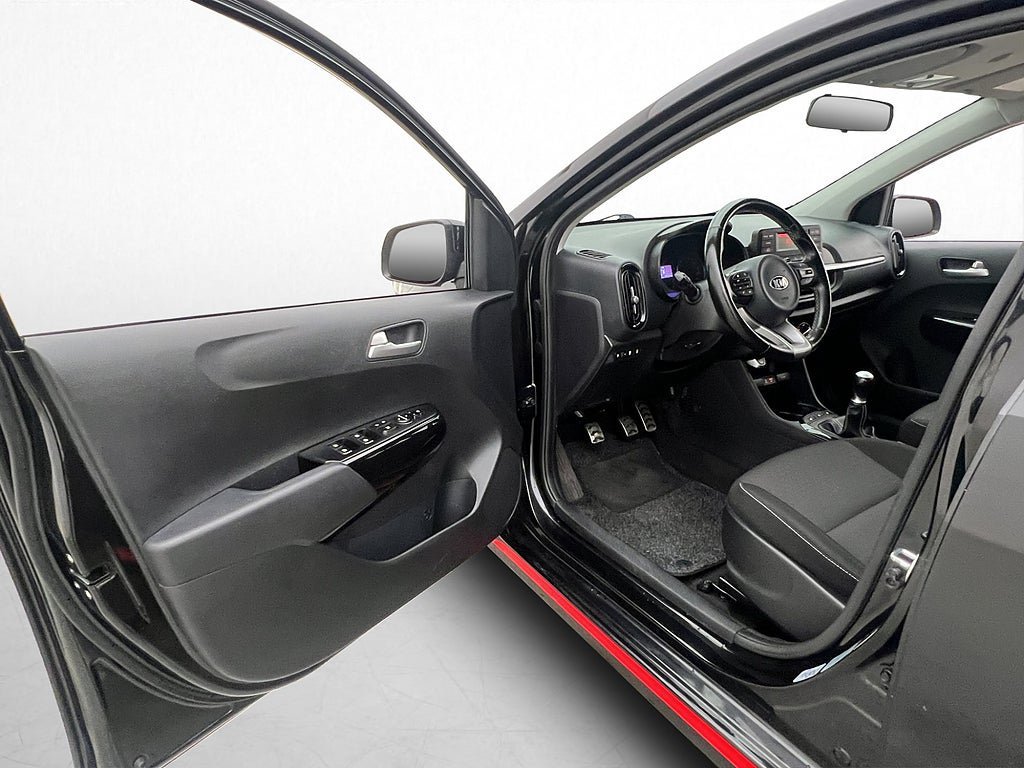 Vehicle Image 10
