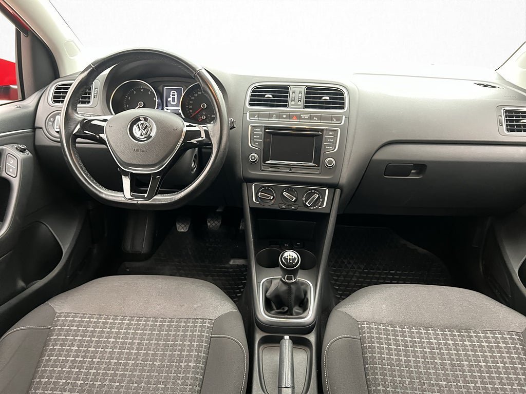 Vehicle Image 10
