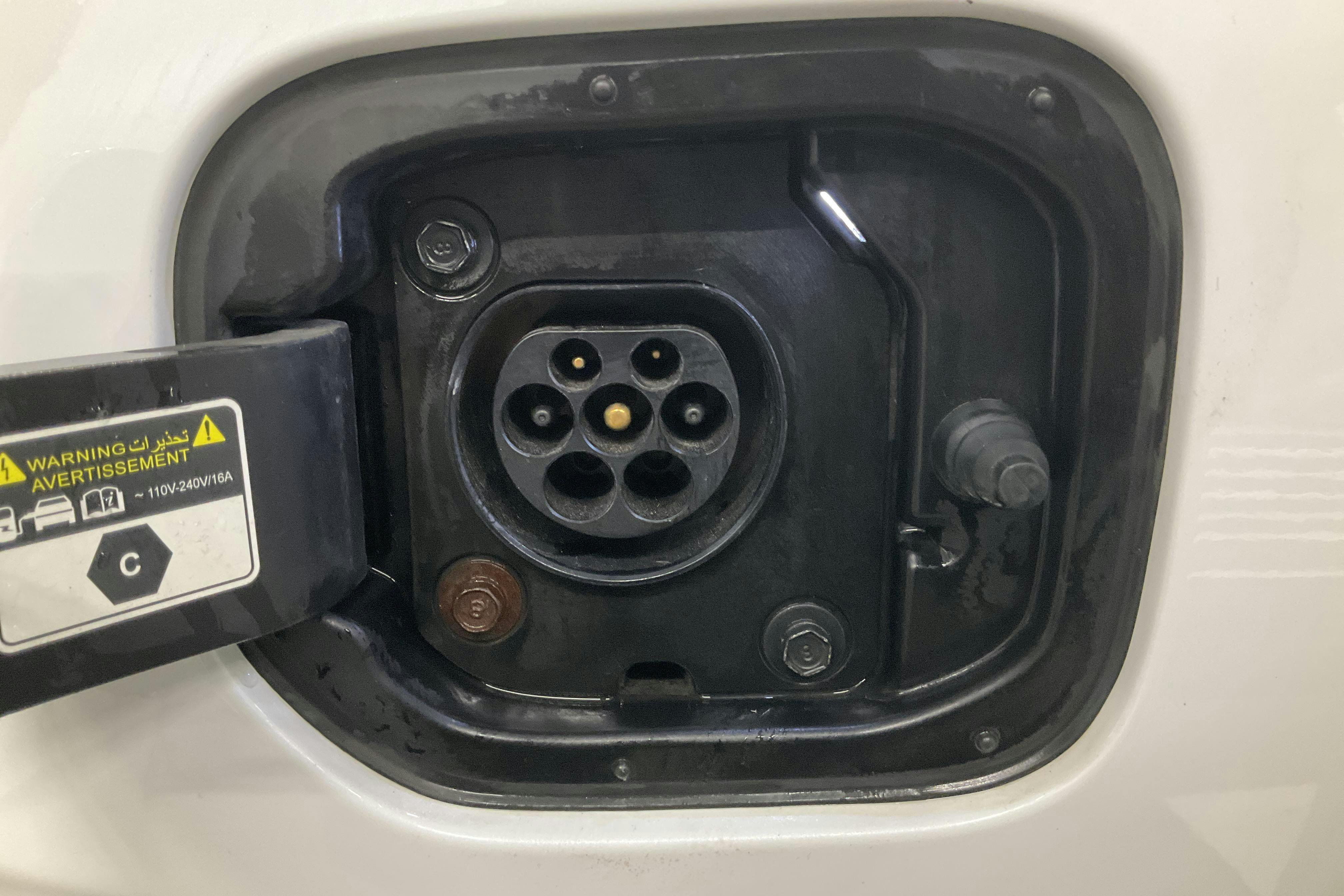 Vehicle Image 16