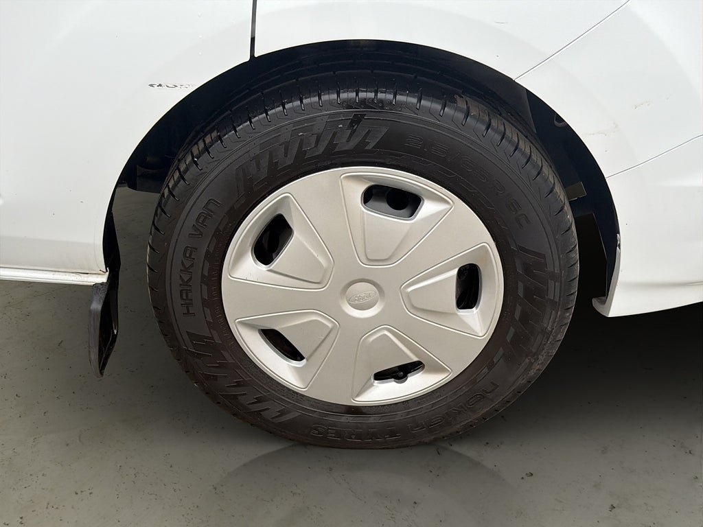 Vehicle Image 31