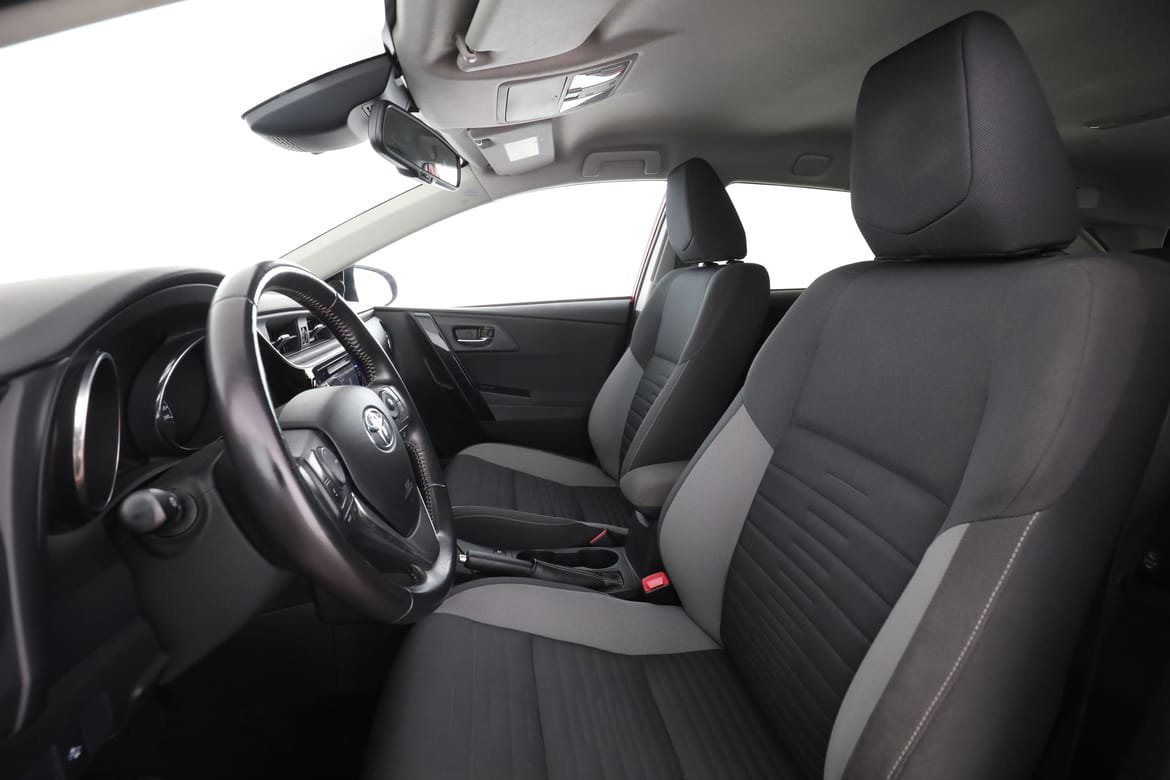 Vehicle Image 11