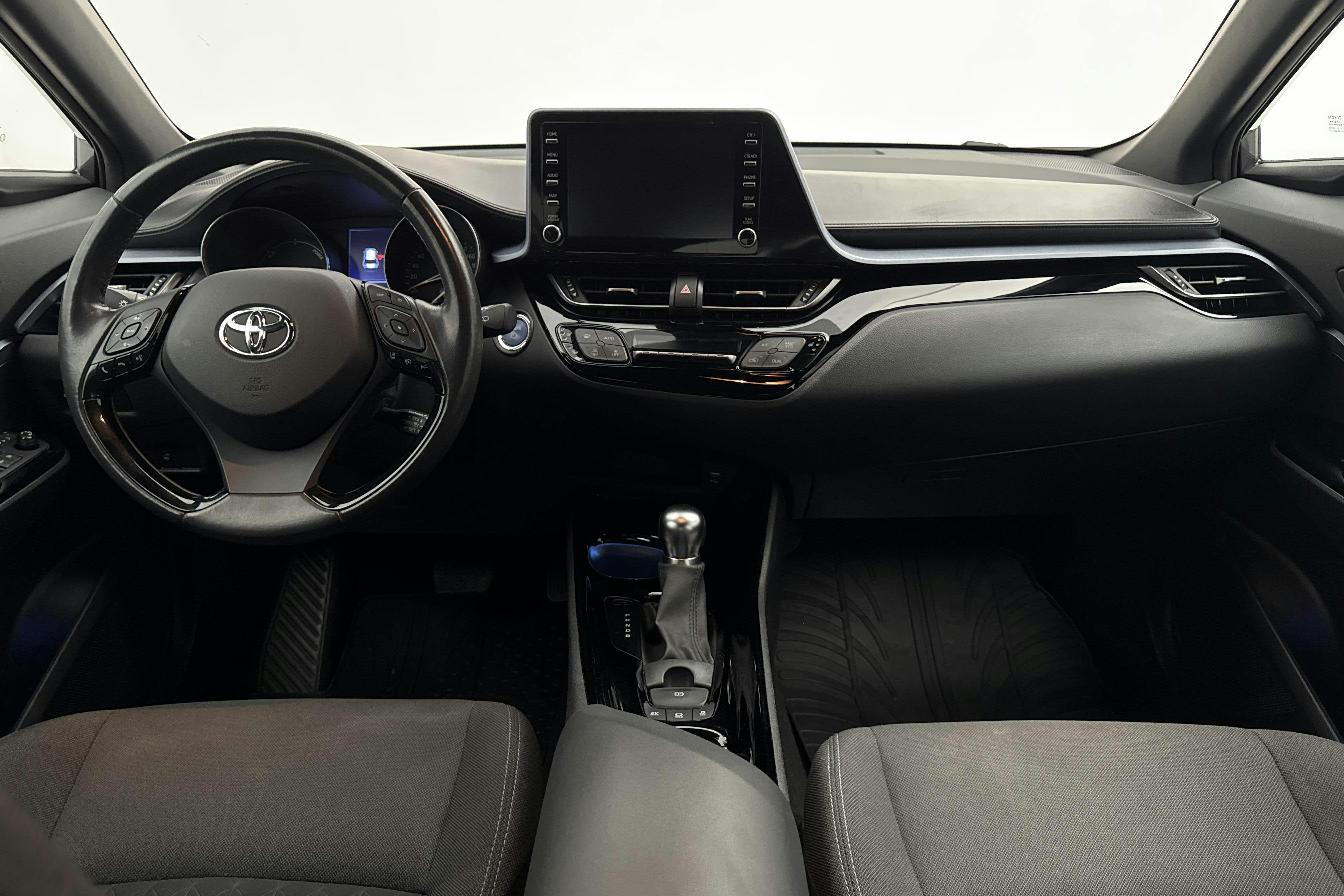 Vehicle Image 6