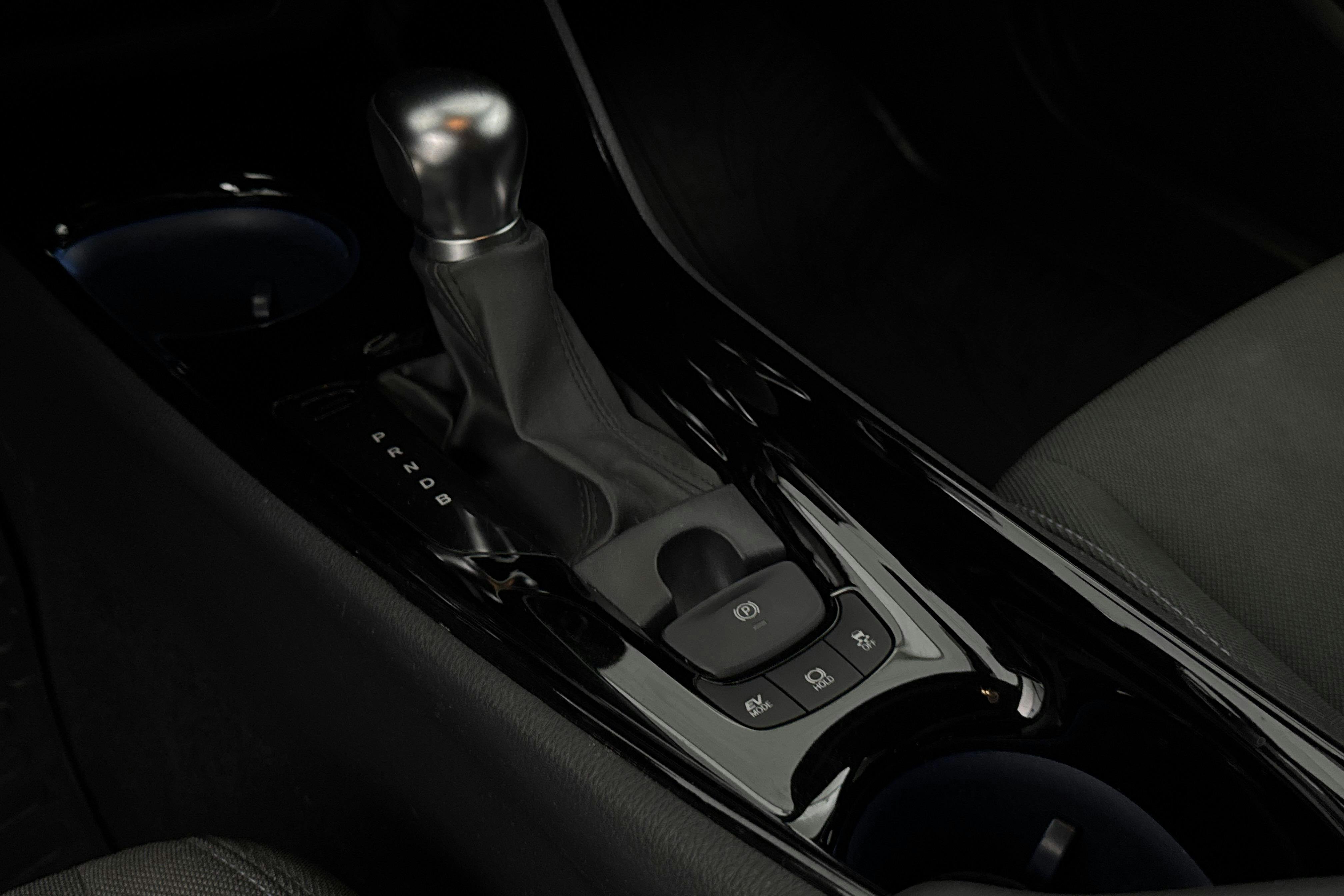 Vehicle Image 13