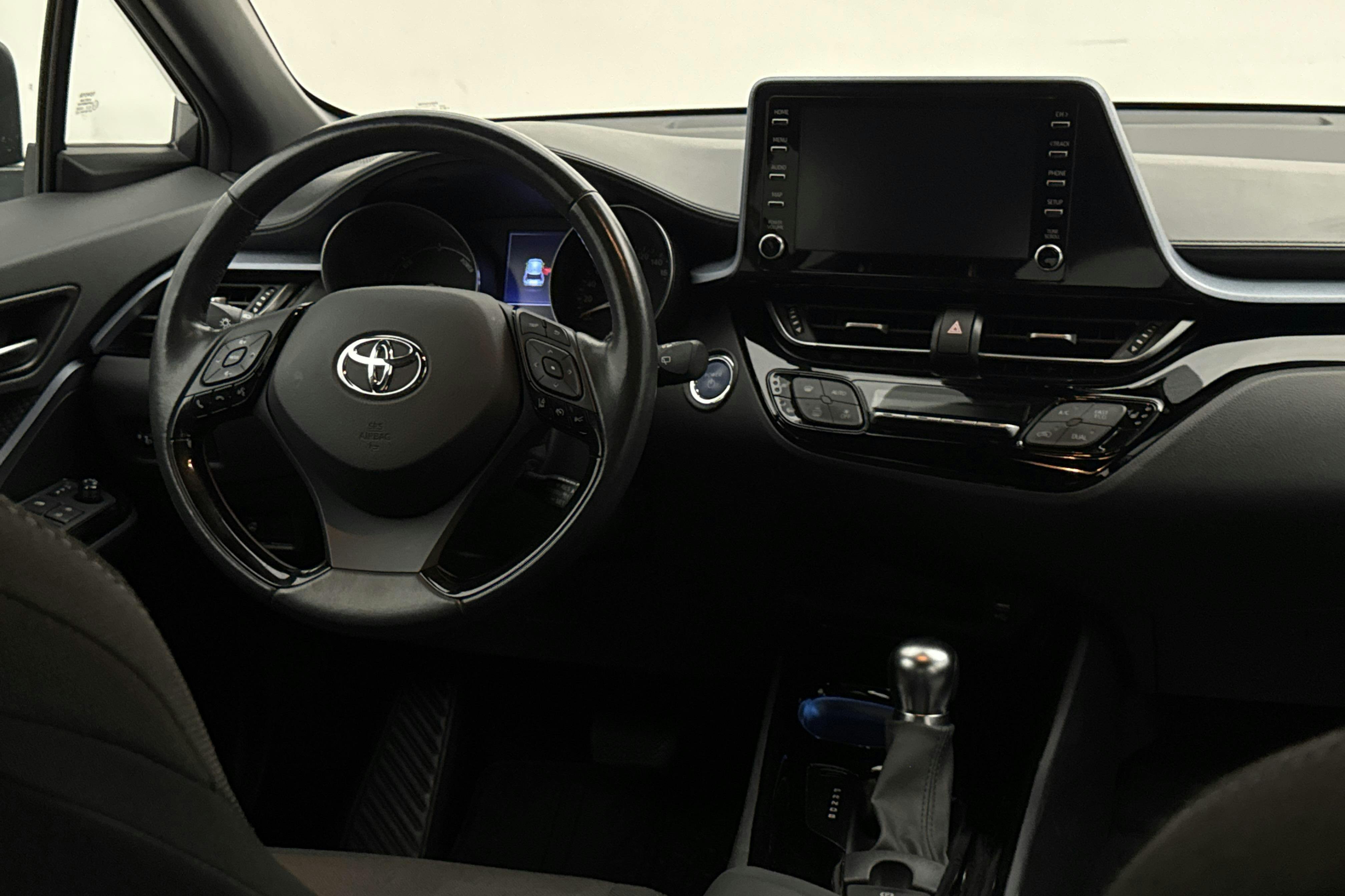 Vehicle Image 14