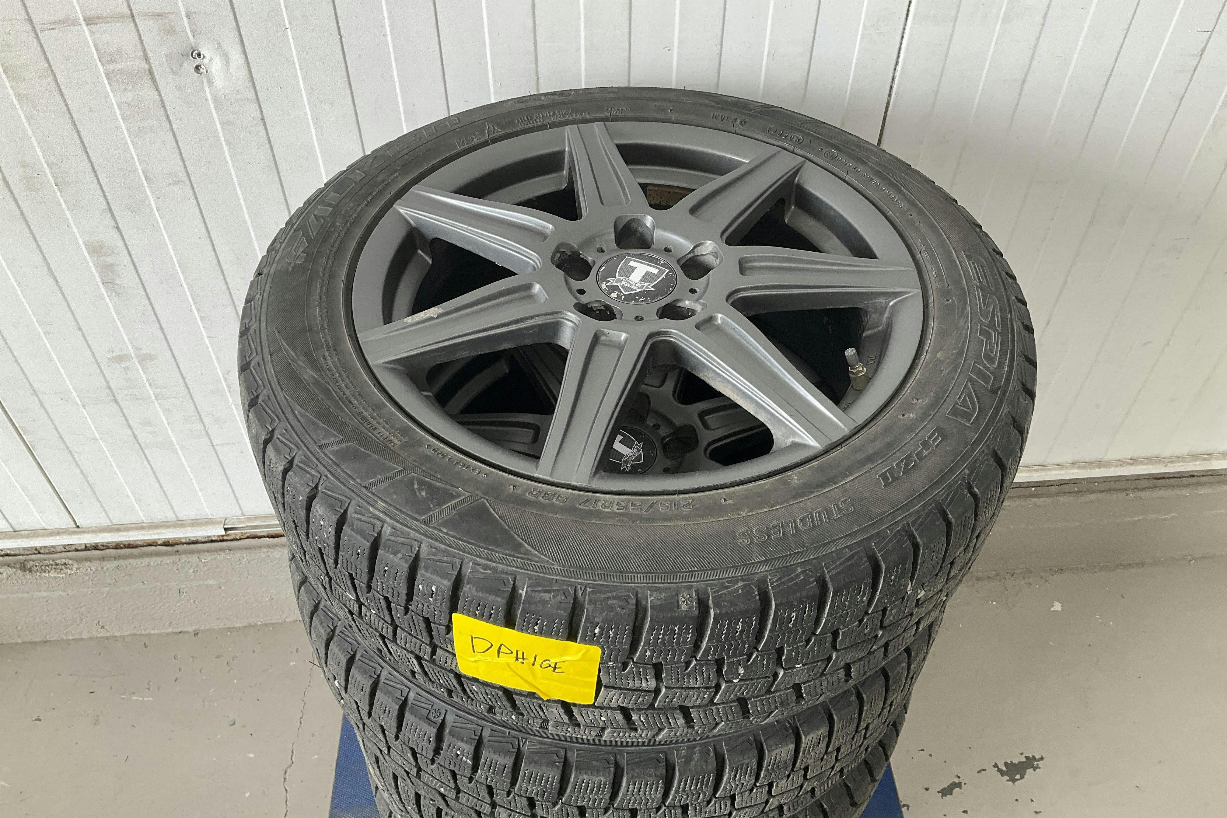 Vehicle Image 18