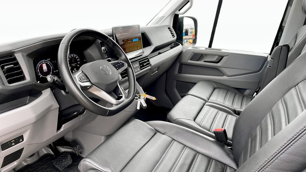 Vehicle Image 7