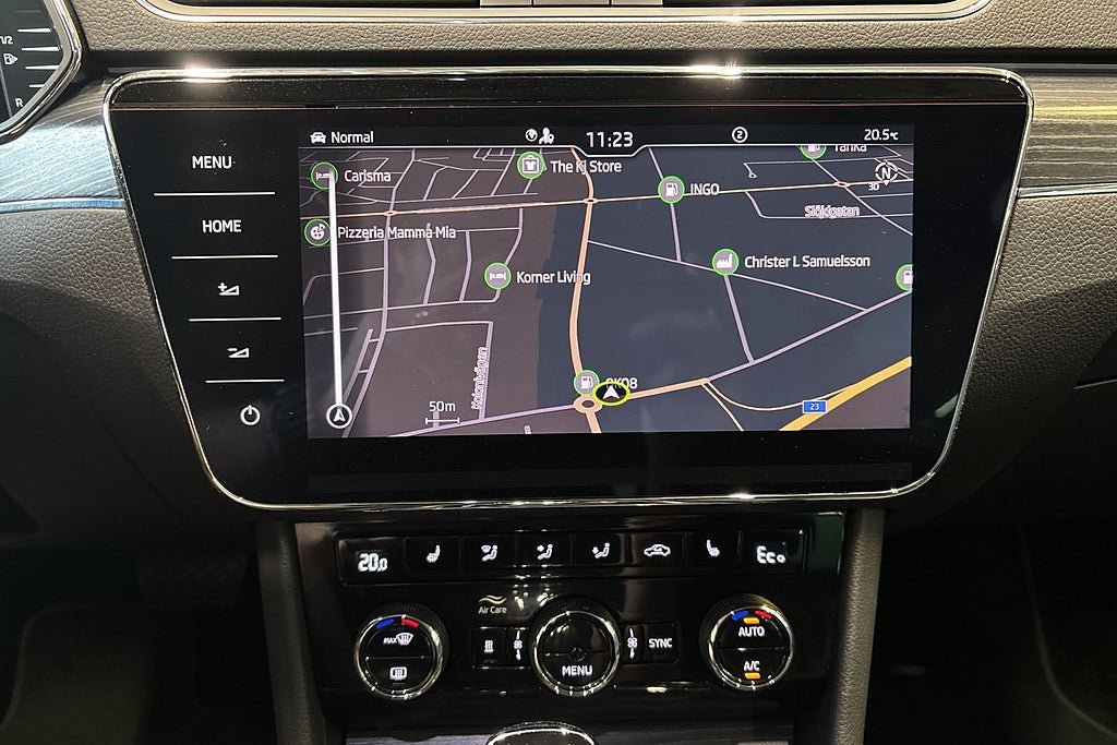 Vehicle Image 11