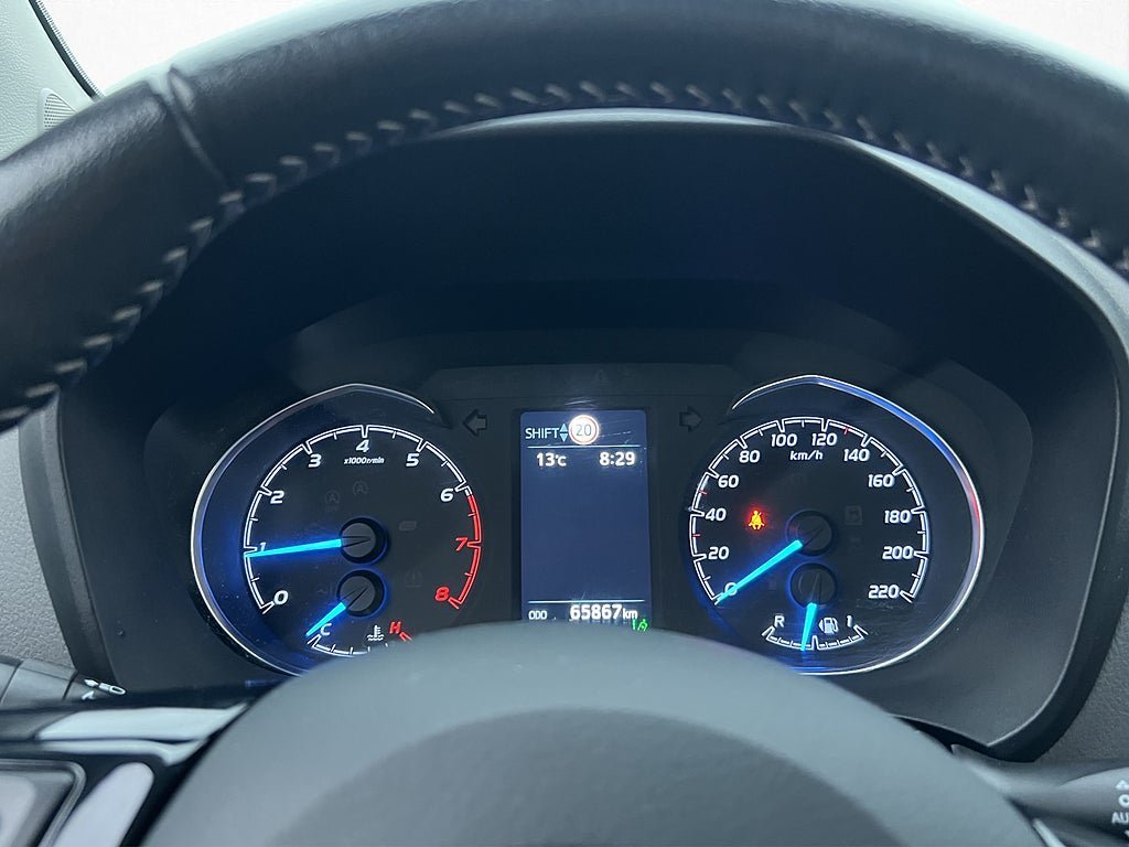 Vehicle Image 15
