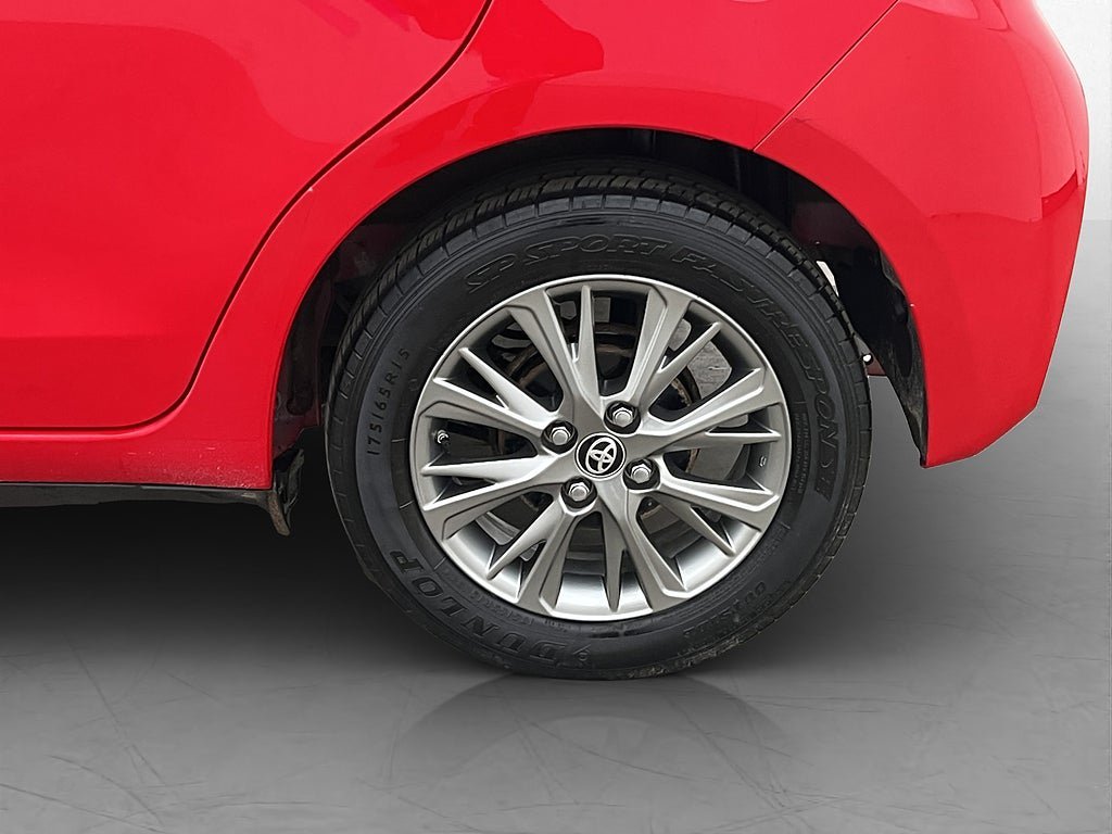 Vehicle Image 20