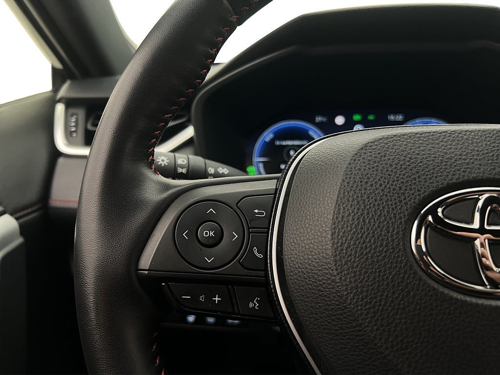 Vehicle Image 17