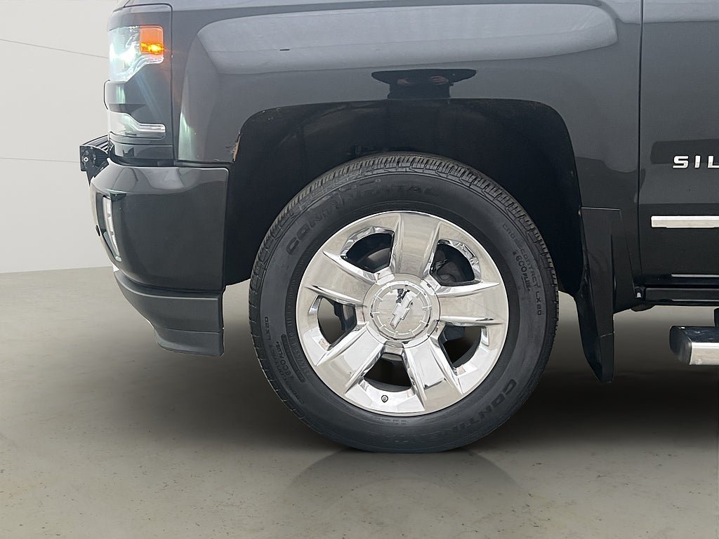 Vehicle Image 35