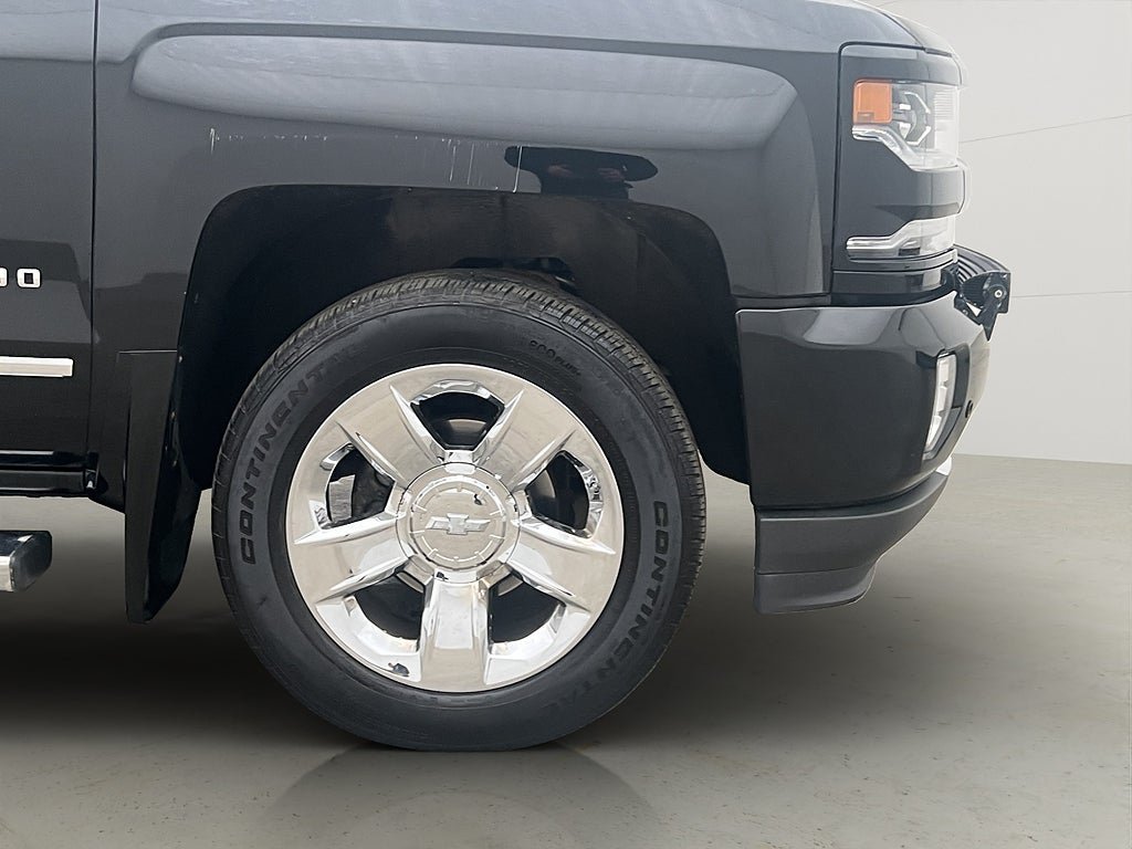 Vehicle Image 38