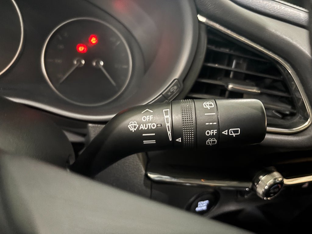 Vehicle Image 24