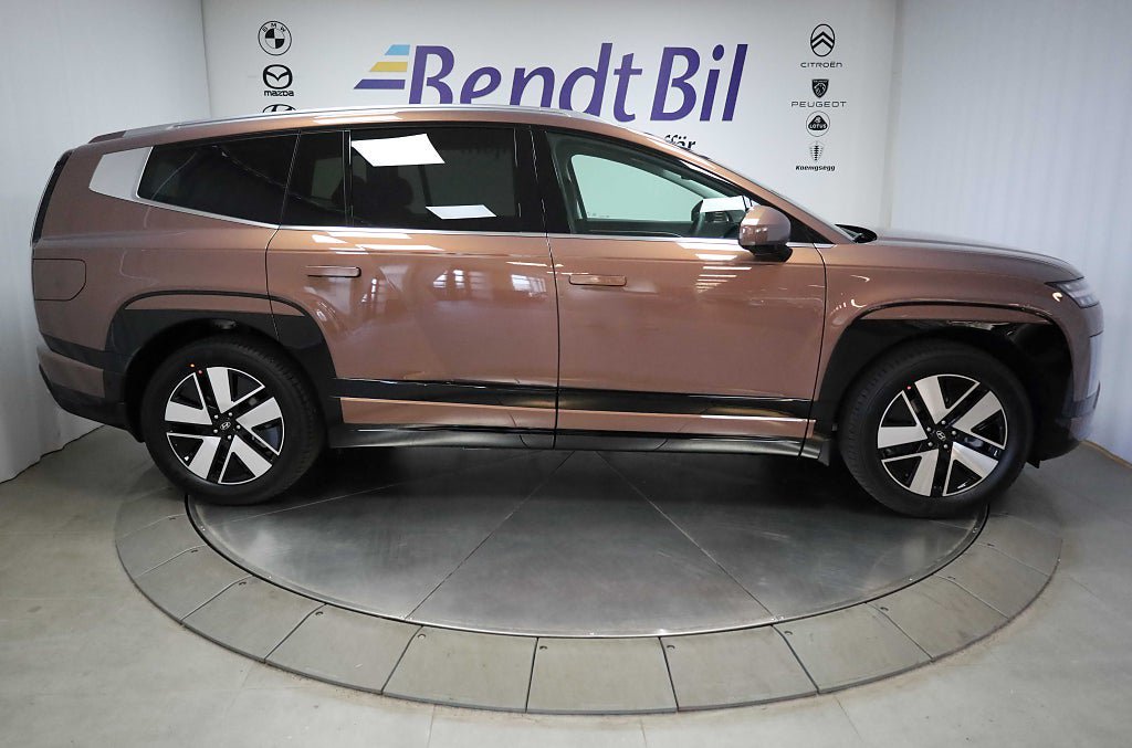 Vehicle Image 18