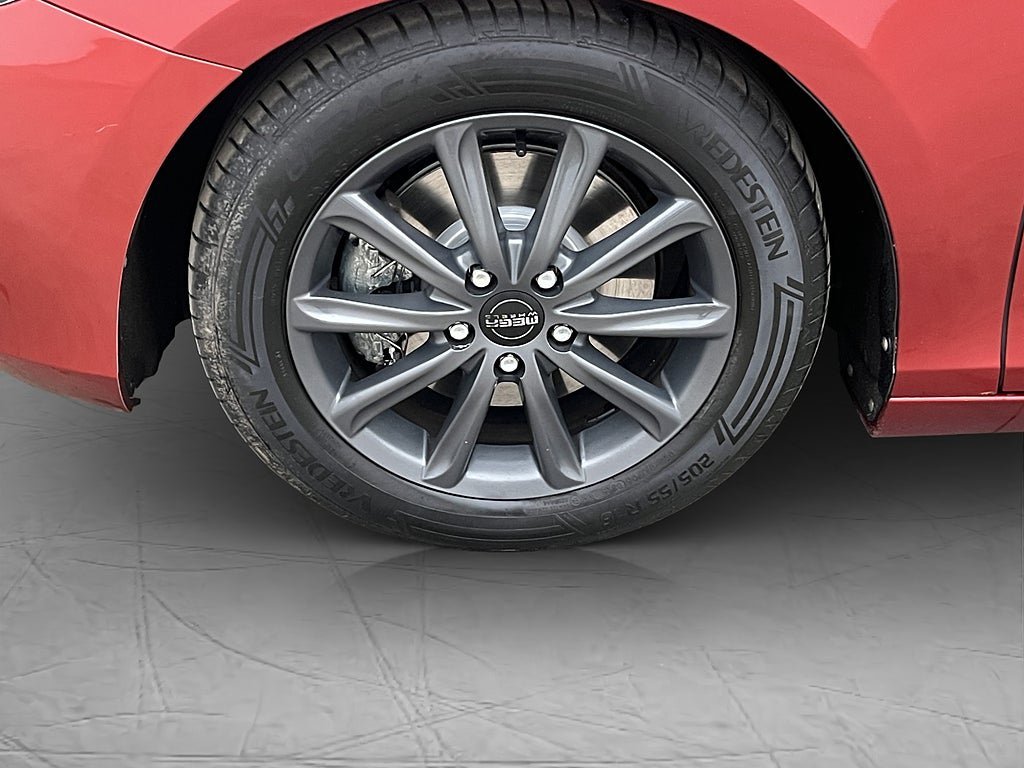 Vehicle Image 20
