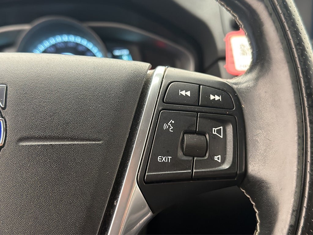Vehicle Image 28