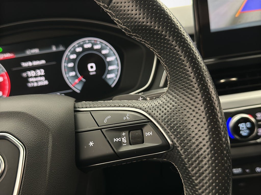 Vehicle Image 29