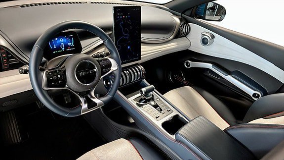 Vehicle Image 12