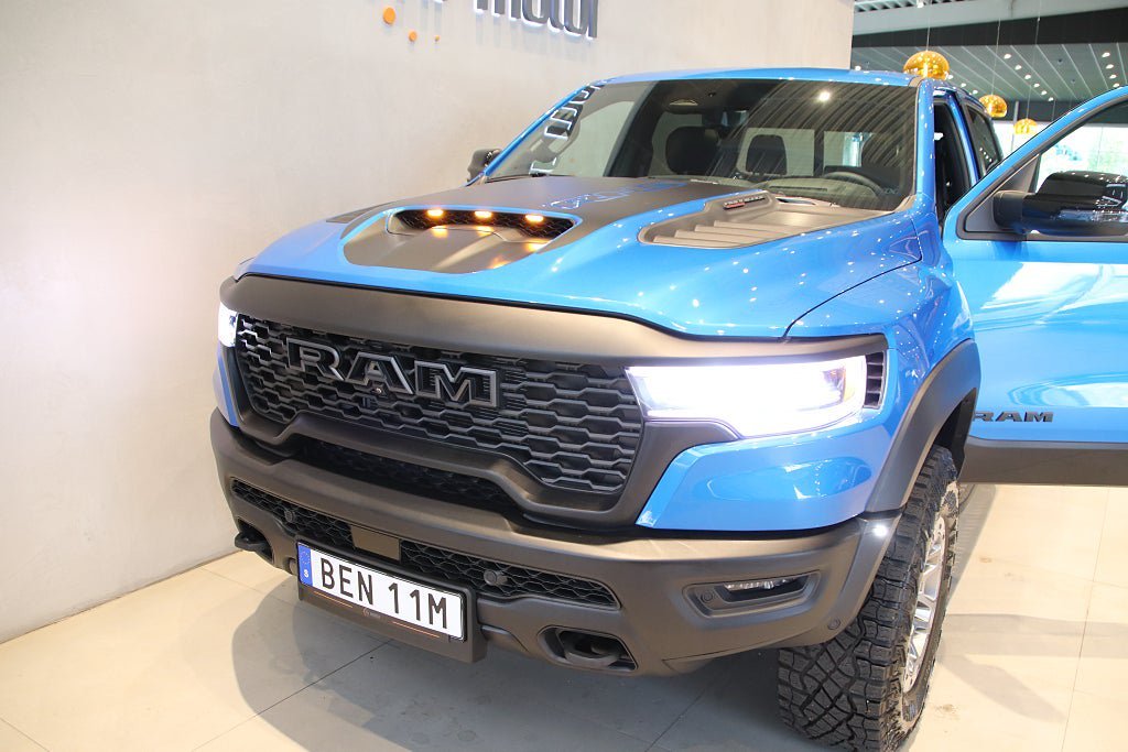 Vehicle Image 29
