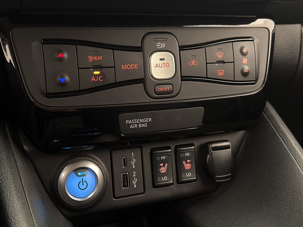 Vehicle Image 24