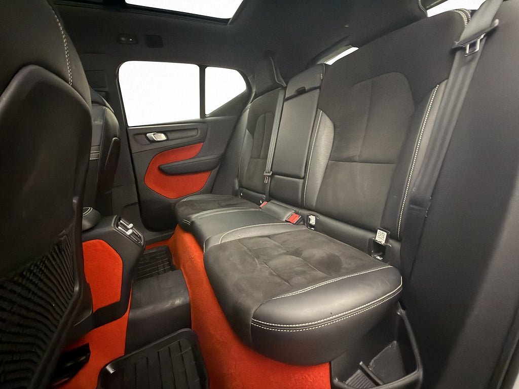 Vehicle Image 33