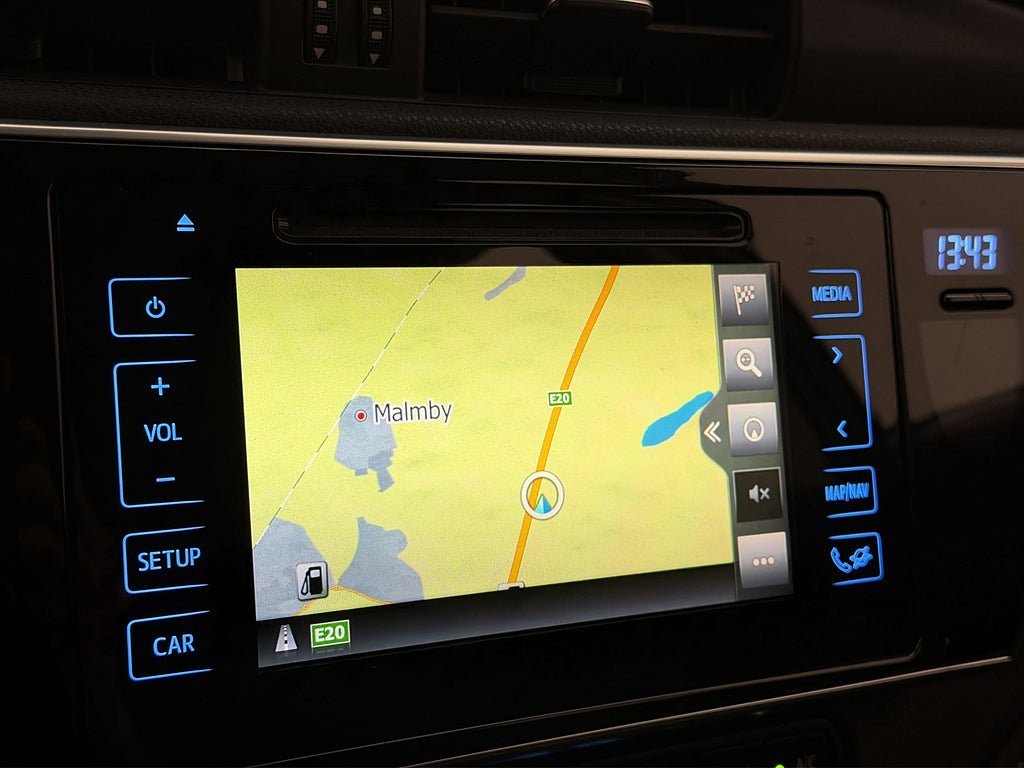 Vehicle Image 22