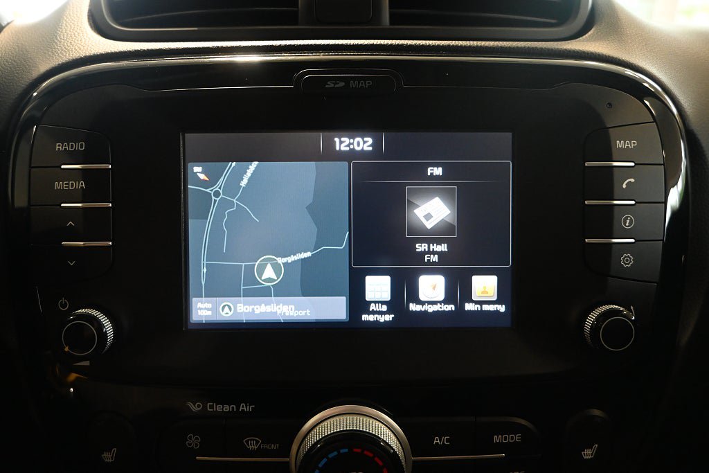 Vehicle Image 15