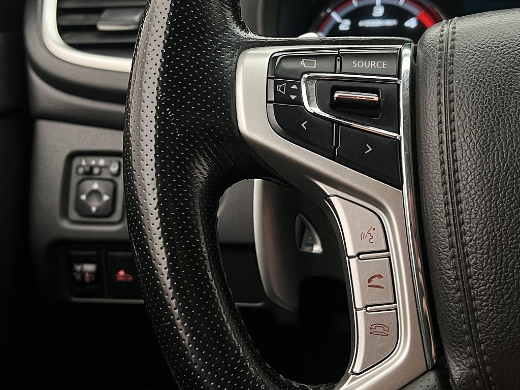 Vehicle Image 20