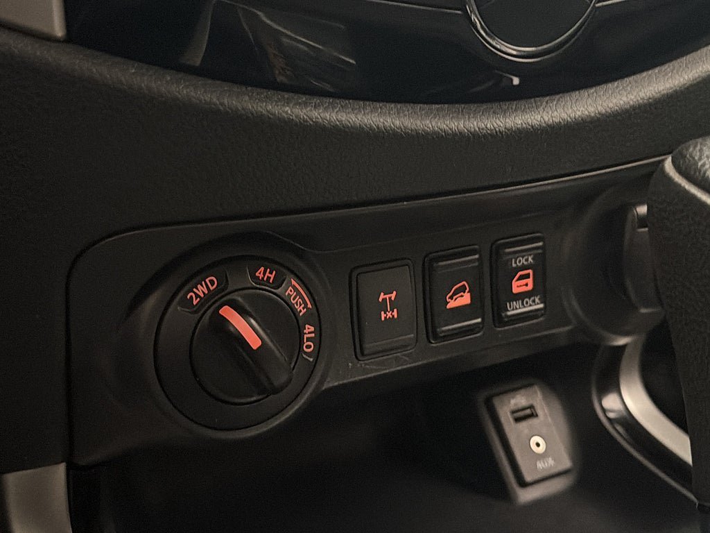 Vehicle Image 28