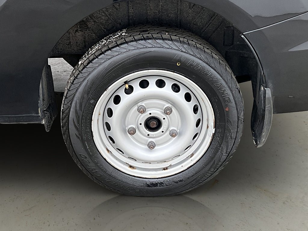 Vehicle Image 27