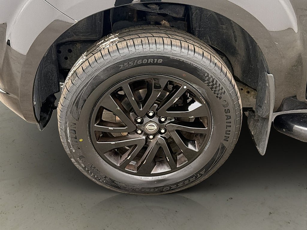 Vehicle Image 32