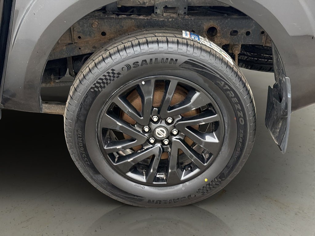 Vehicle Image 33