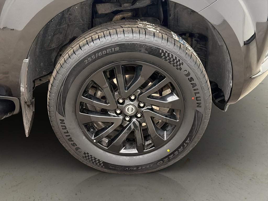 Vehicle Image 35