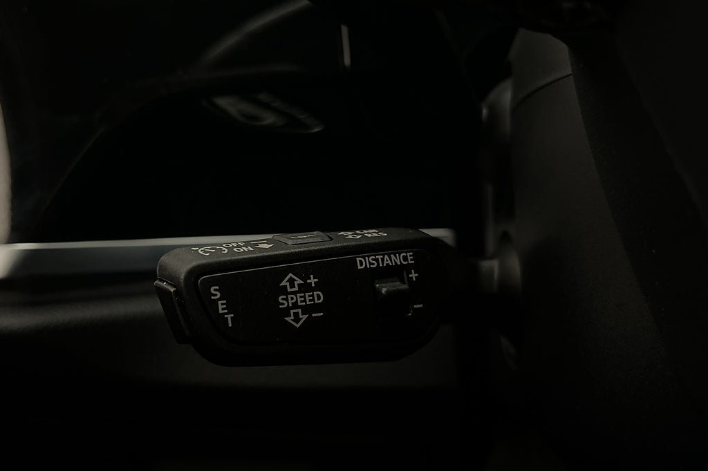 Vehicle Image 29