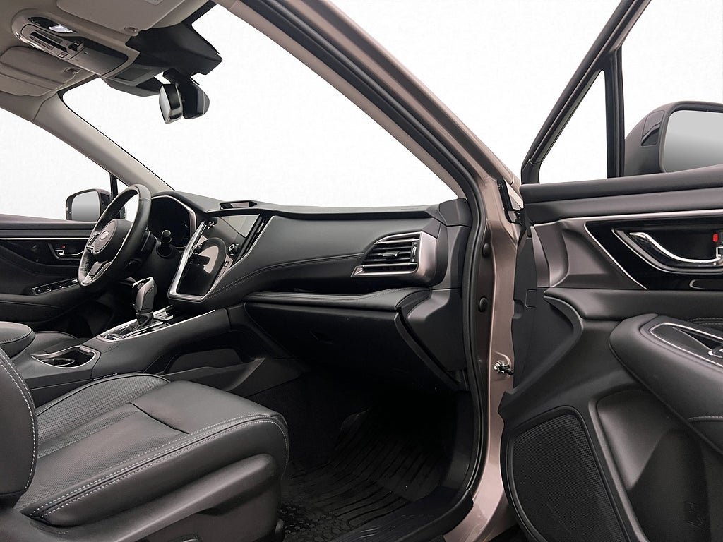 Vehicle Image 33