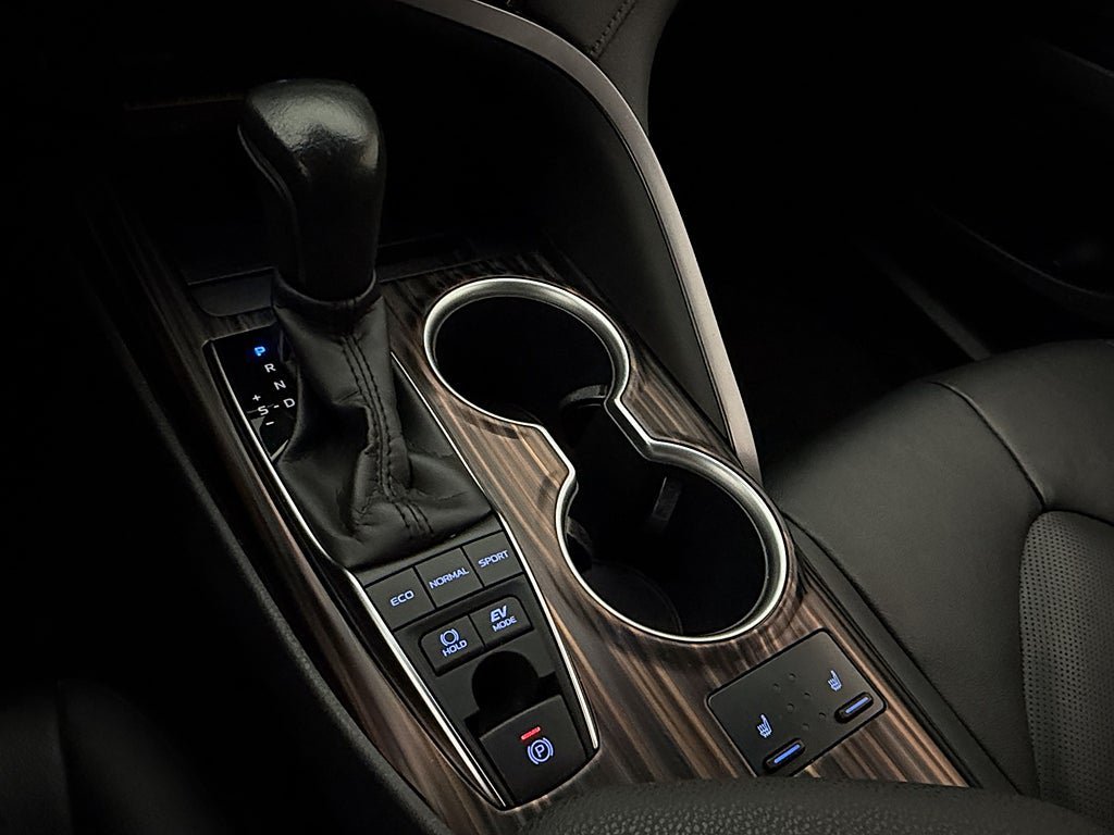Vehicle Image 23