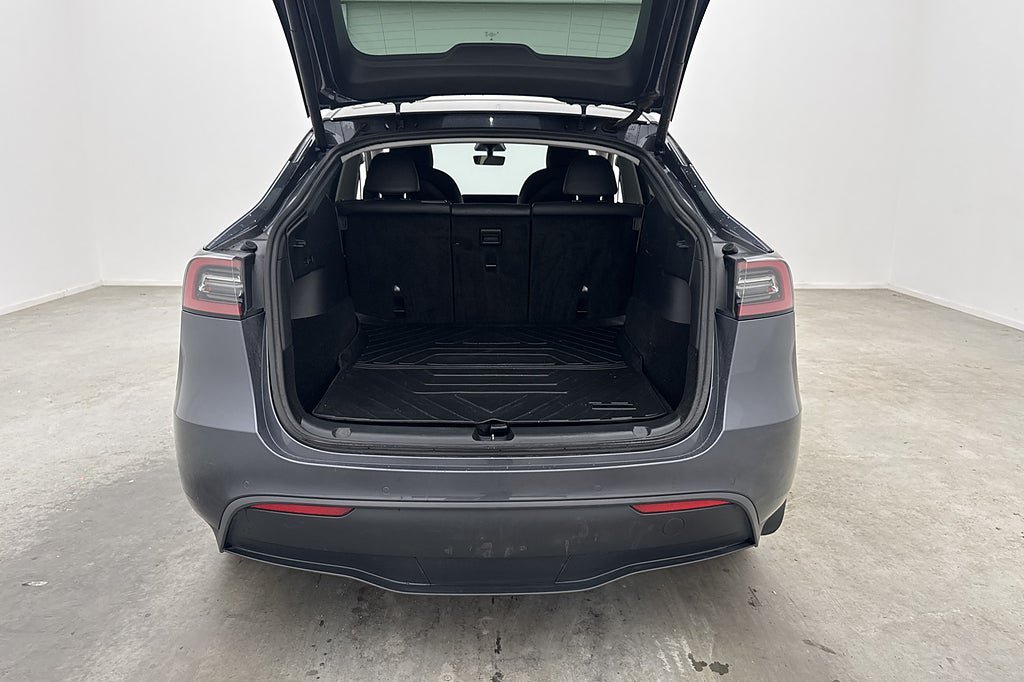 Vehicle Image 38