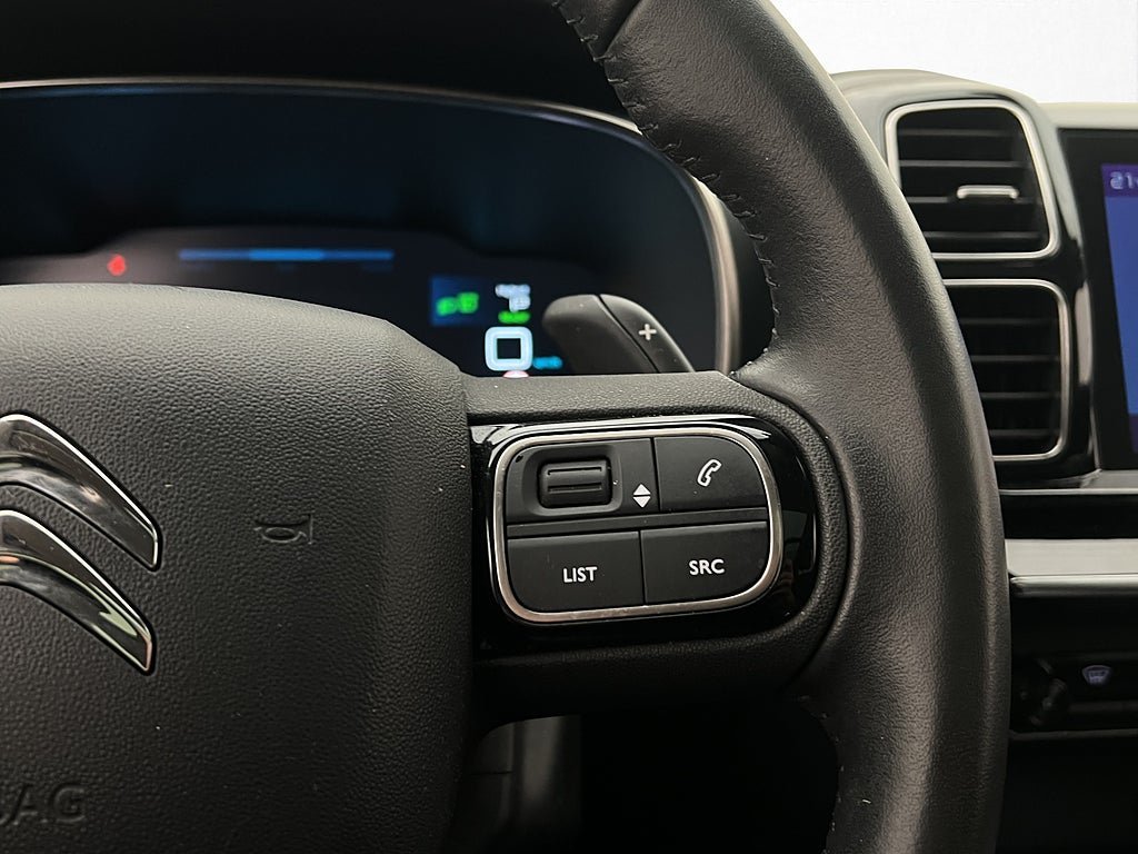 Vehicle Image 22