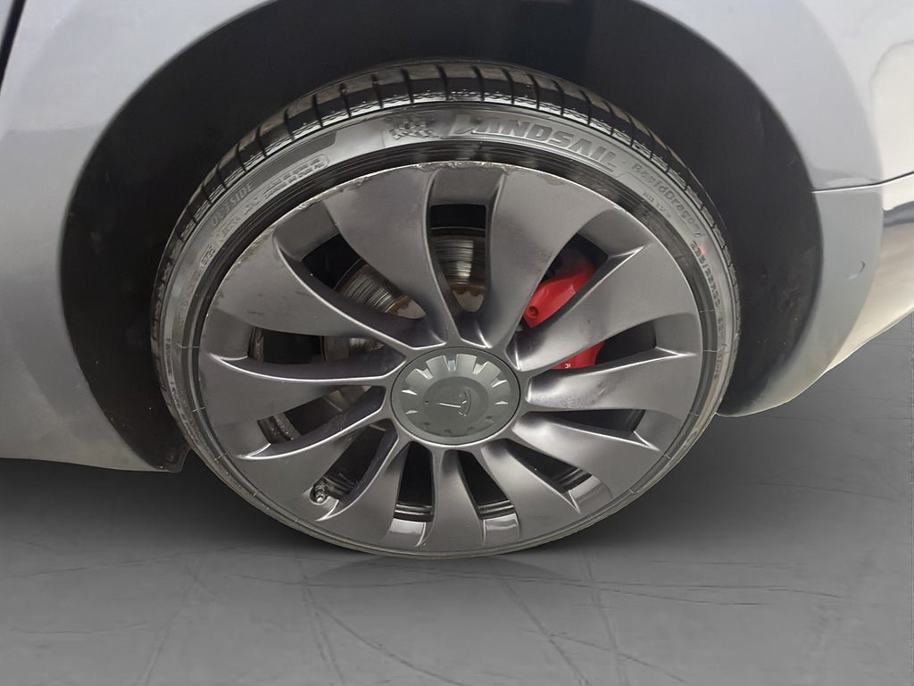 Vehicle Image 32