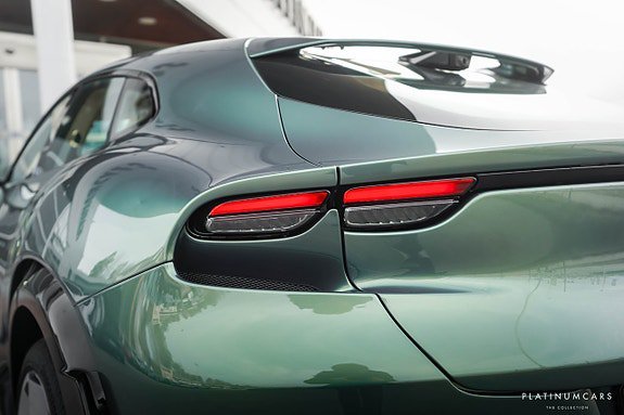 Vehicle Image 24