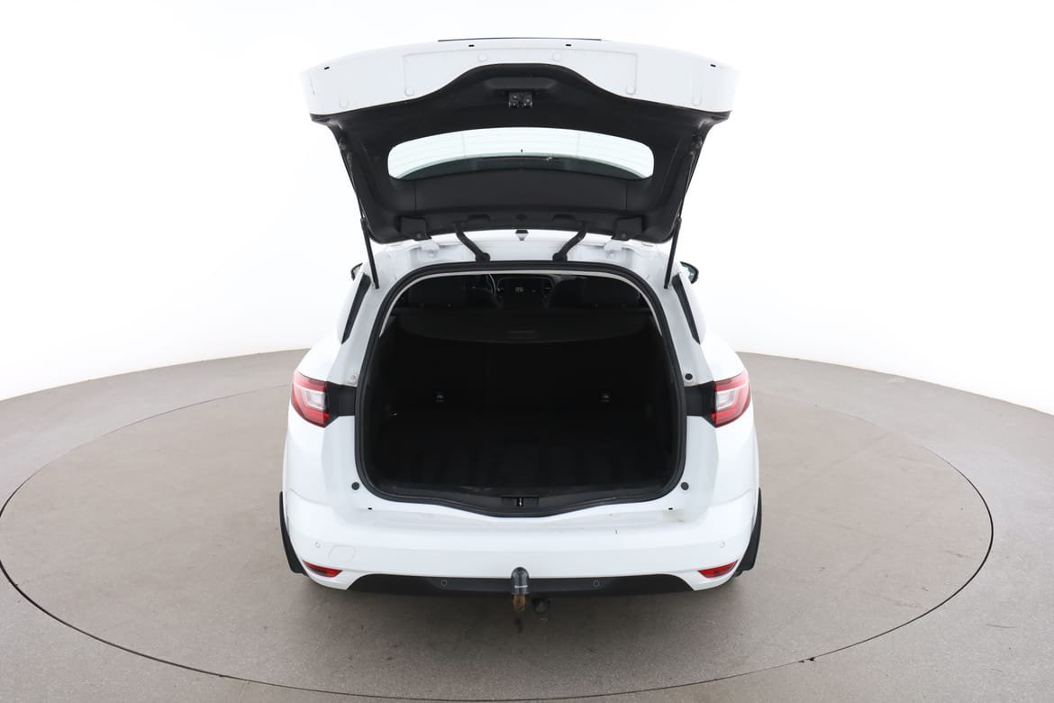 Vehicle Image 17
