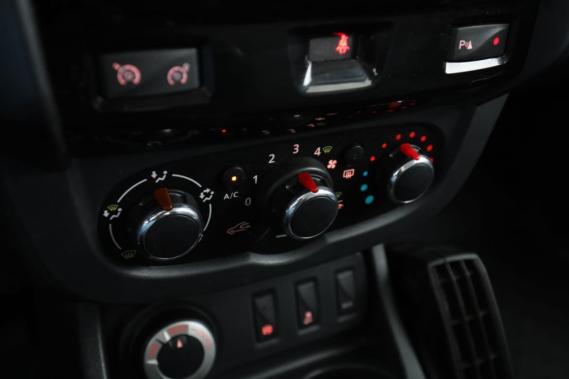 Vehicle Image 27