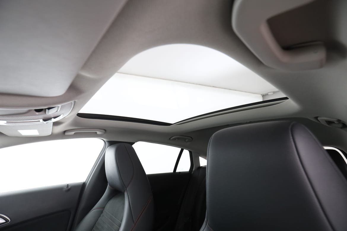 Vehicle Image 37