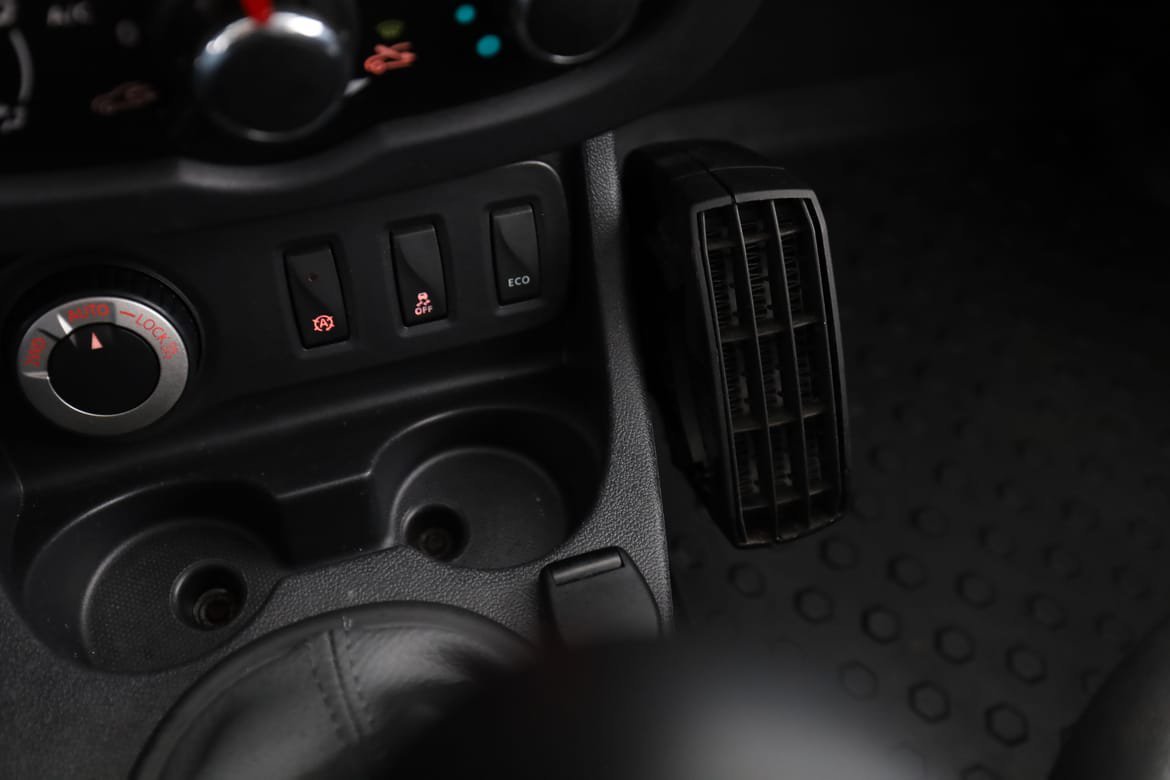 Vehicle Image 33