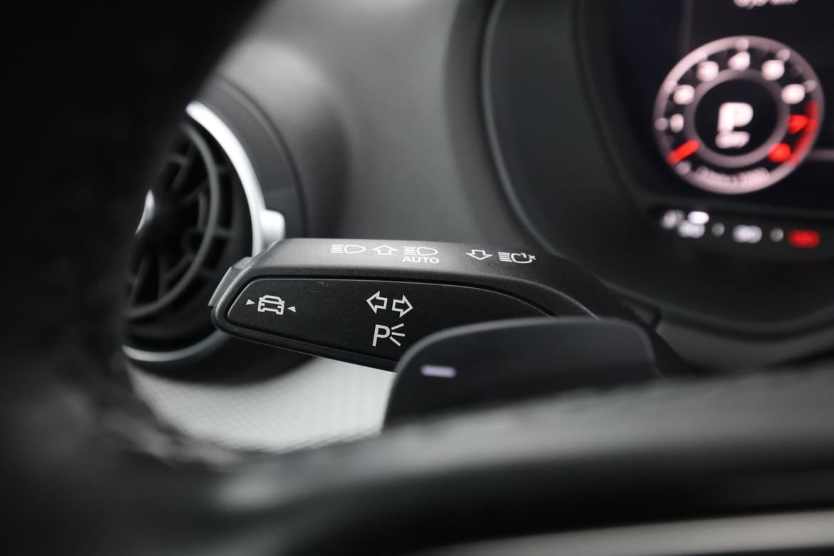 Vehicle Image 36