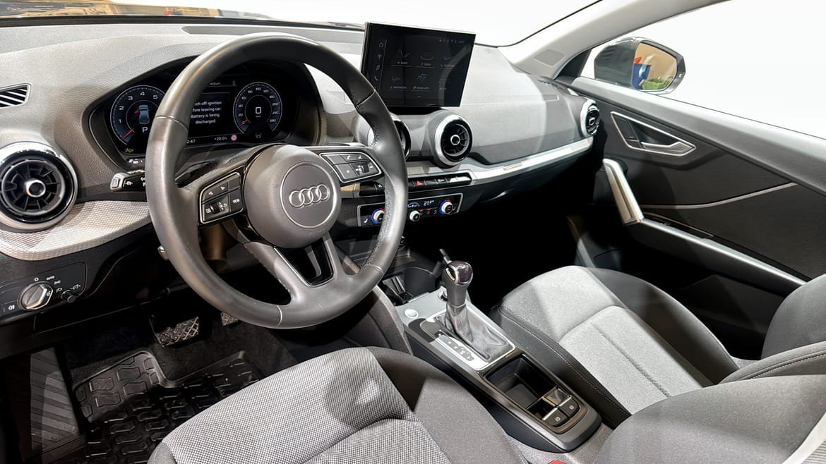 Vehicle Image 7