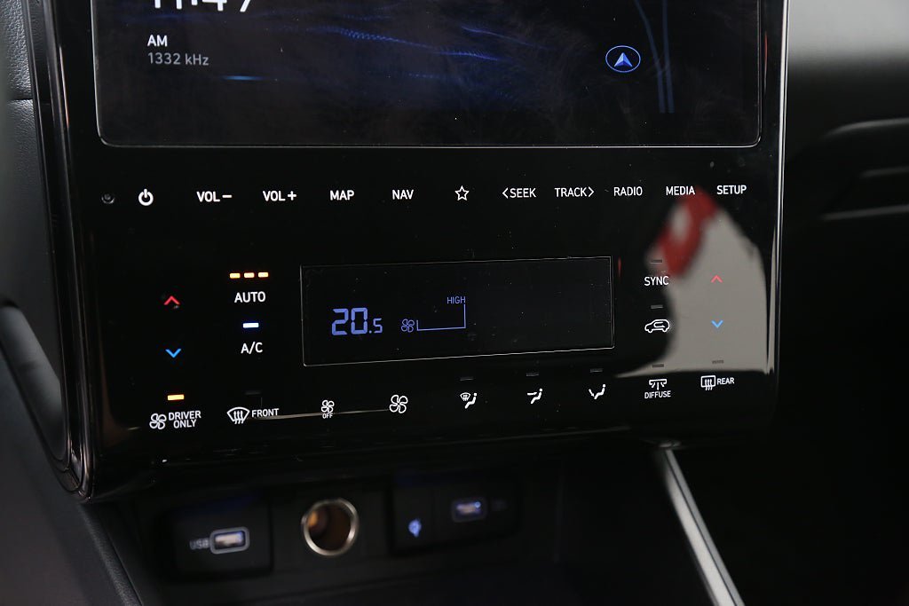 Vehicle Image 23