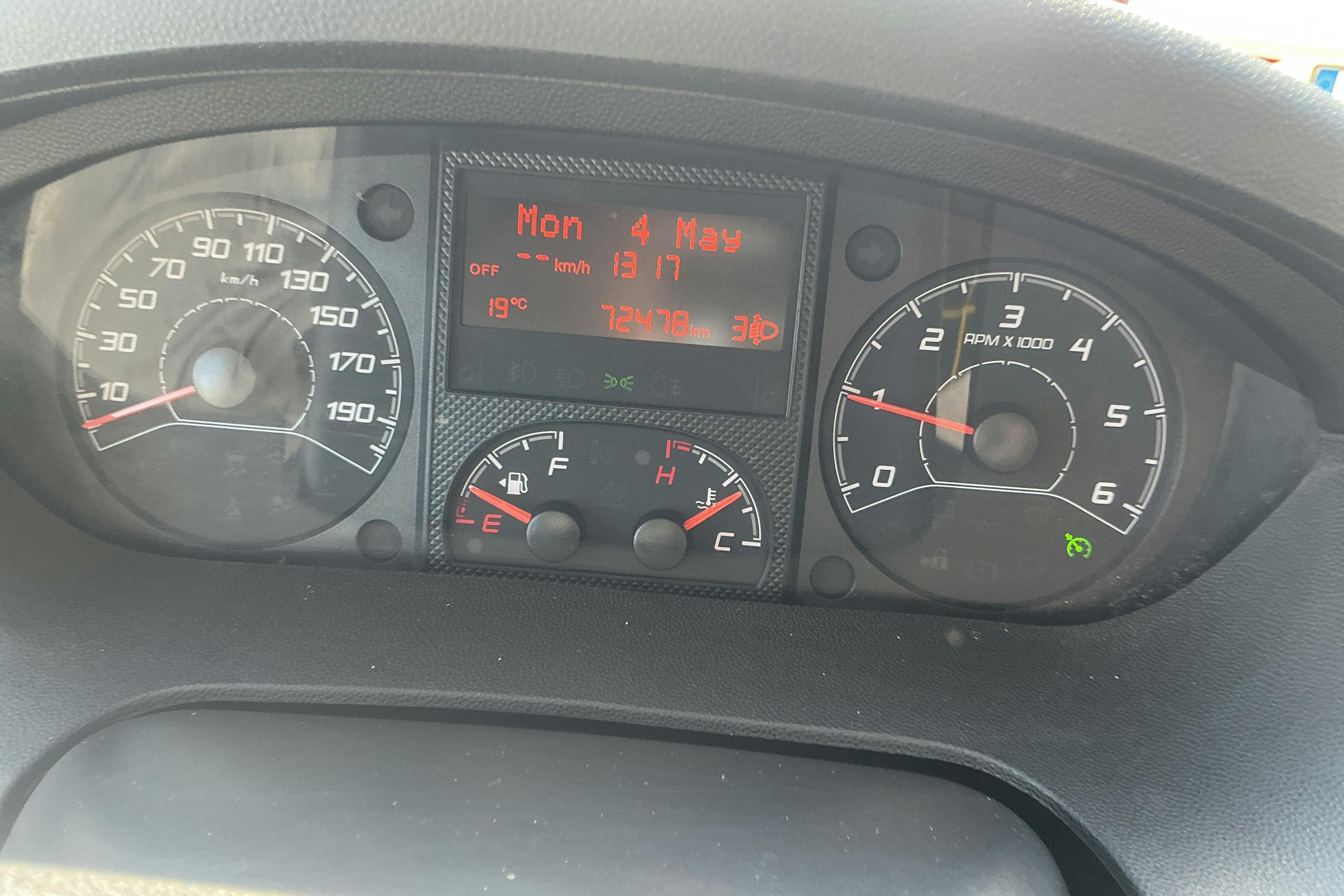 Vehicle Image 9